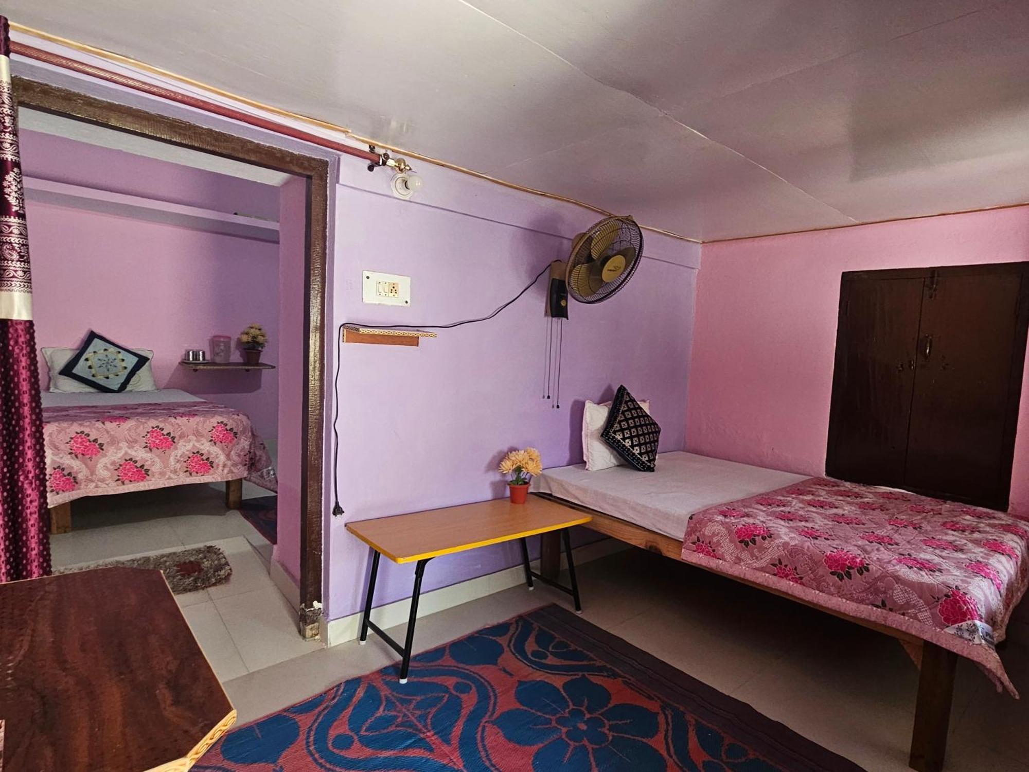 Katyuri Kings Divine Stay- Babaji'S Cave Dwarahat Quarto foto